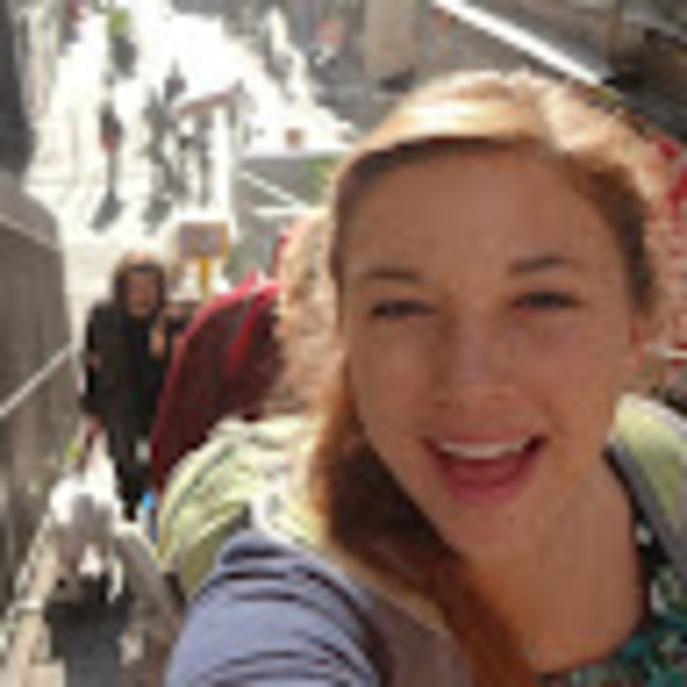 Meet your Posher, Lauren